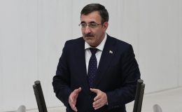 Cumhurbaşkanı Yardımcısı Cevdet Yılmaz: Memur ve memur emeklilerine yüzde 50 civarında zam yapılacak