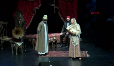 Gün yüzüne çıkarılan ‘Köse İmam Opereti’ Zeytinburnu’nda sahnelendi