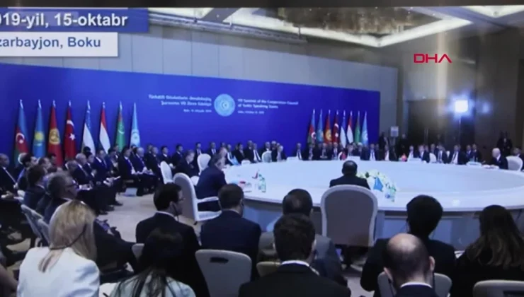 Özbekistan Cumhurbaşkanlığı, ‘Türk Edebiyatının Mücevherleri’ derlemesini tanıttı