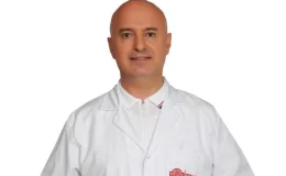“Estetikte Barbie benzerliği furyası, sağlığı riske atıyor”