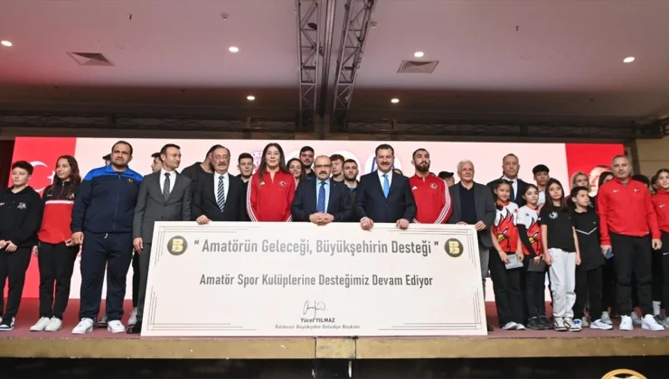 Balıkesir’de “Amatörün Geleceği, Büyükşehir’in Desteği” programı yapıldı