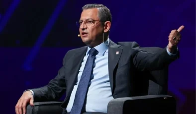 CHP Genel Başkanı Özel’den ilginç gençlik çıkışı: Gençler “40 yaş üstündeki siyasetçiler gitsin” diye darbe yapsa ben buna varım