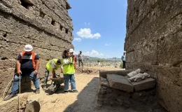 Aspendos Antik Kenti’nde Bulunan 2 Bin Yıllık Heykeller Arkeologları Heyecanlandırdı