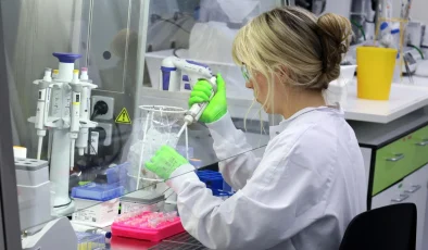 İngiltere’de Kanser Hastaları Kişiye Özel Aşılarla Tedavi Edilecek