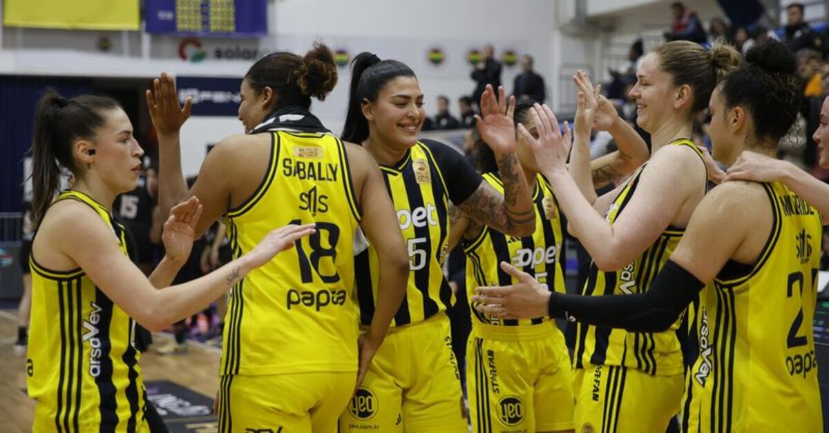 Fenerbahçe Opet şampiyonluk, ÇİMSA ÇBK Mersin seriyi uzatmak için sahaya çıkıyor!