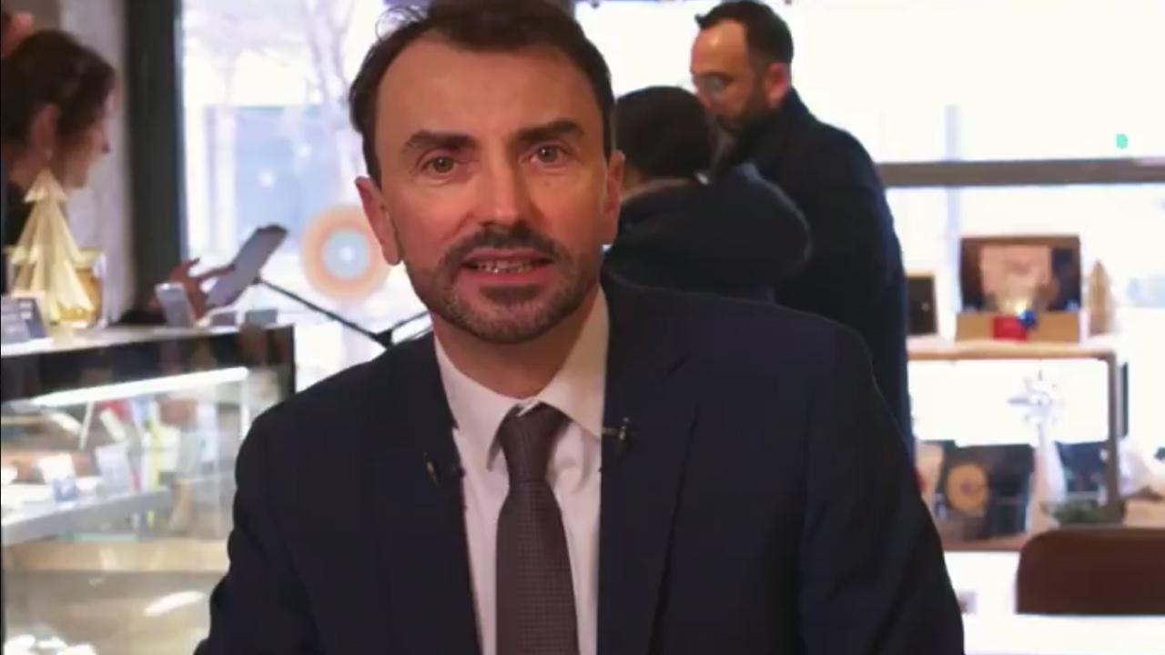 Lyon 2. Bölge Başkanı, yolsuzlukla suçlanan Belediye Başkanı için görevden alma çağrısı yaptı